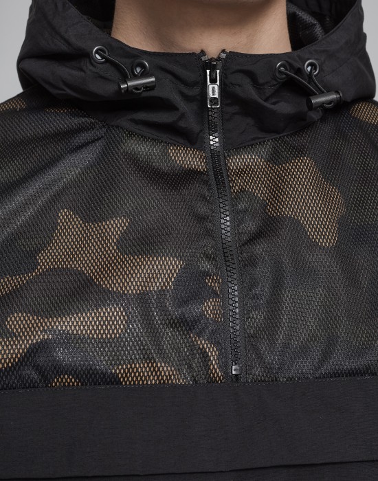 Мъжко яке без закопчаване Urban Classics blk/woodcamo