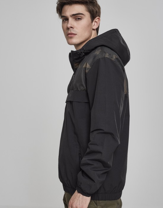 Мъжко яке без закопчаване Urban Classics blk/woodcamo