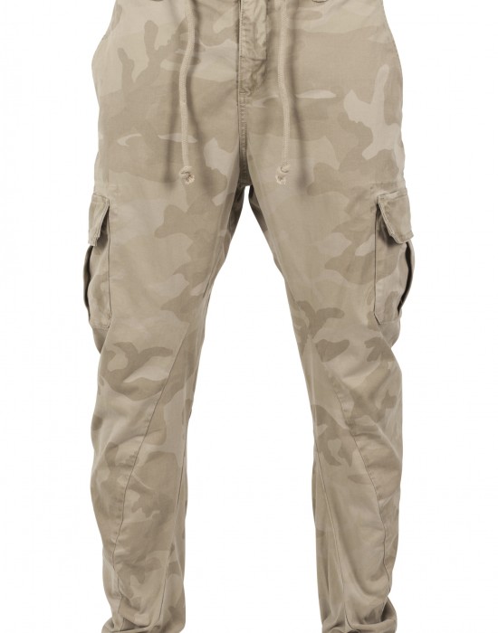 Мъжки камуфлажен карго панталон Urban Classics Sand Camo