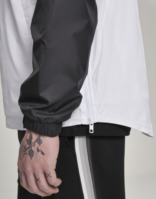 Мъжко яке ветровка Urban Classics blk/wht Мъжко яке ветровка Urban Classics blk/wht