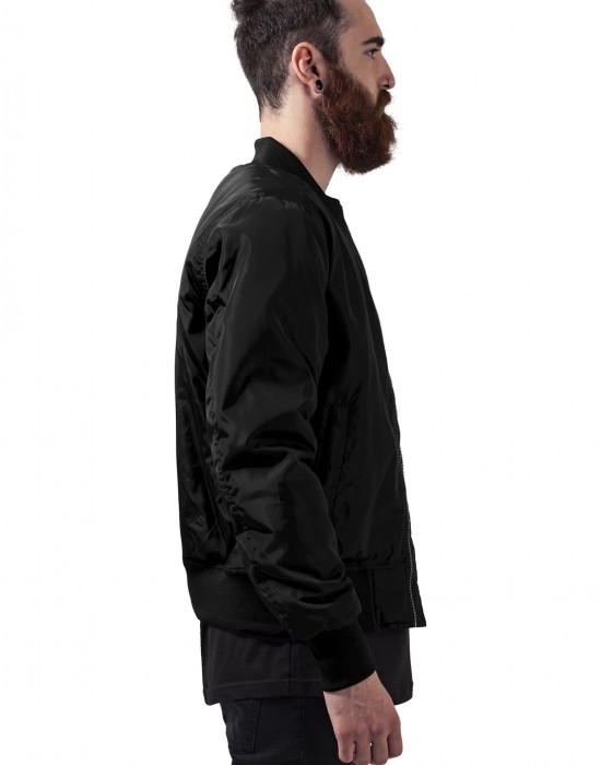 Мъжко черно яке тип бомбър Urban Classics blk/blk Мъжко черно яке тип бомбър Urban Classics blk/blk