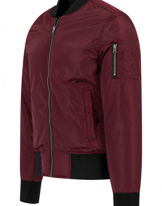 Мъжко яке тип бомбър в цвят бордо Urban Classics burgundy/black