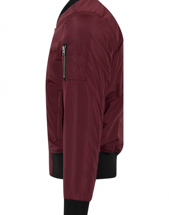 Мъжко яке тип бомбър в цвят бордо Urban Classics burgundy/black
