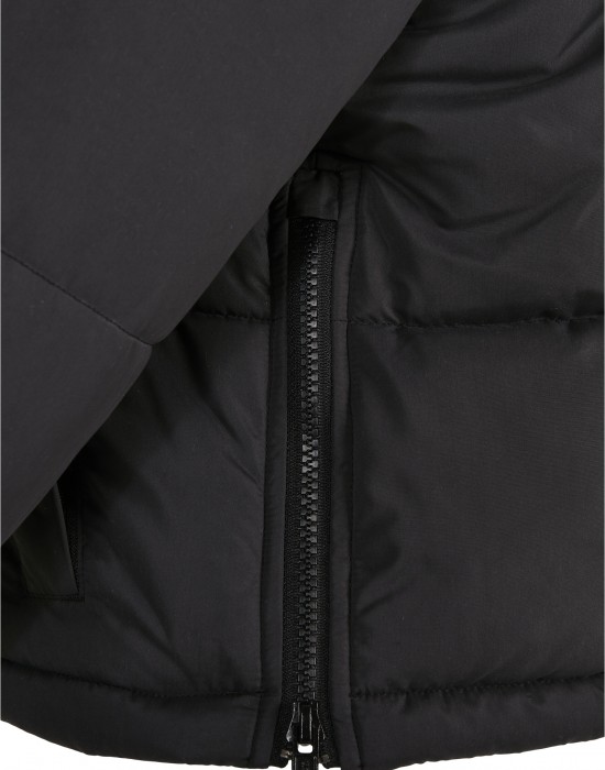 Дамско спортно яке в черен цвят Urban Classics