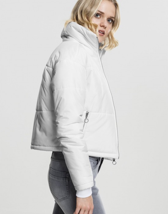 Дамско яке Urban Classics High Neck в бял цвят Дамско яке Urban Classics High Neck в бял цвят