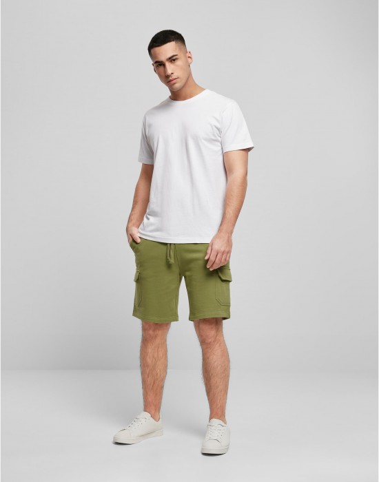 Мъжки къси панталони в цвят маслина, модел Cargo Shorts. Мъжки къси панталони в цвят маслина, модел Cargo Shorts.