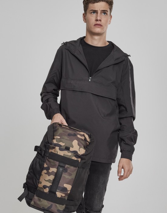 Мъжко яке без закопчаване Urban Classics в черен цвят