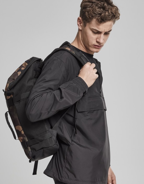 Мъжко яке без закопчаване Urban Classics в черен цвят