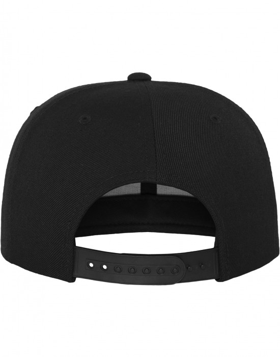 Шапка с козирка в черно Carbon Snapback Шапка с козирка в черно Carbon Snapback