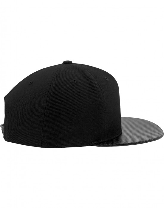 Шапка с козирка в черно Carbon Snapback Шапка с козирка в черно Carbon Snapback