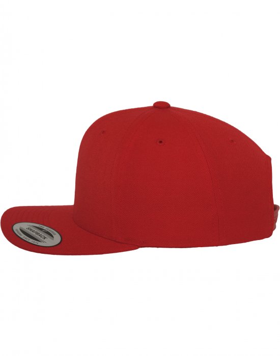 Шапка с козирка в червено Classic Snapback, Urban Classics, Шапки с козирка - Complex.bg