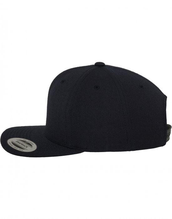 Шапка с козирка в черно Classic Snapback, Urban Classics, Шапки с козирка - Complex.bg