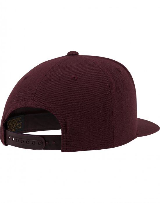 Шапка с козирка в бордо Classic Snapback, Urban Classics, Шапки с козирка - Complex.bg