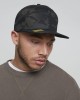 Шапка с козирка в черен камуфлаж Classic Snapback, Urban Classics, Шапки с козирка - Complex.bg