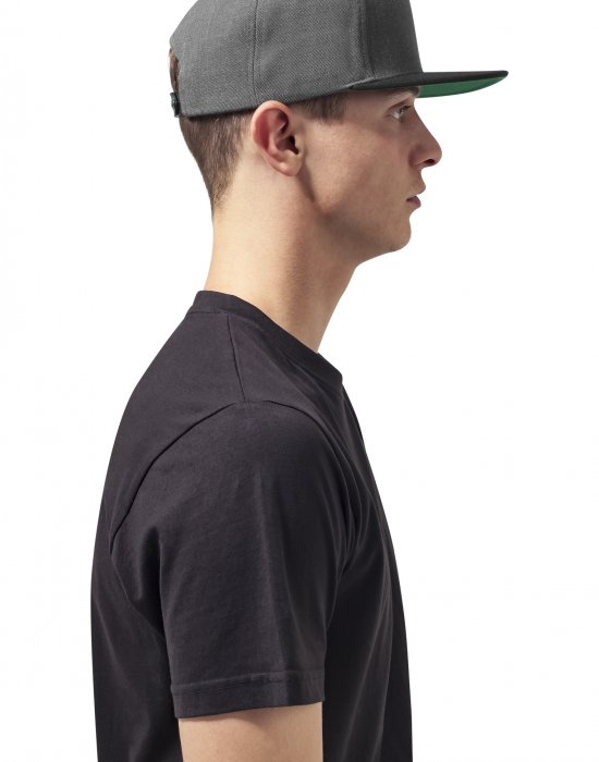 Шапка с козирка в сиво Classic Snapback 2-Tone, Urban Classics, Шапки с козирка - Complex.bg