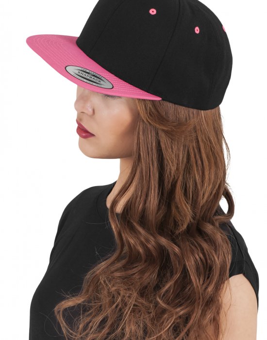 Шапка с козирка в черно Classic Snapback 2-Tone, Urban Classics, Шапки с козирка - Complex.bg