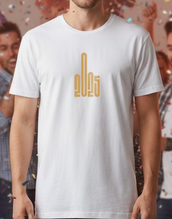 Middle finger 2025 тениска