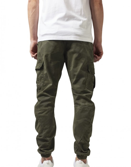Мъжки камуфлажен карго панталон Urban Classics olive camo
