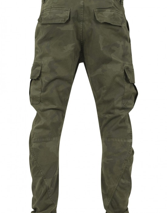Мъжки камуфлажен карго панталон Urban Classics olive camo