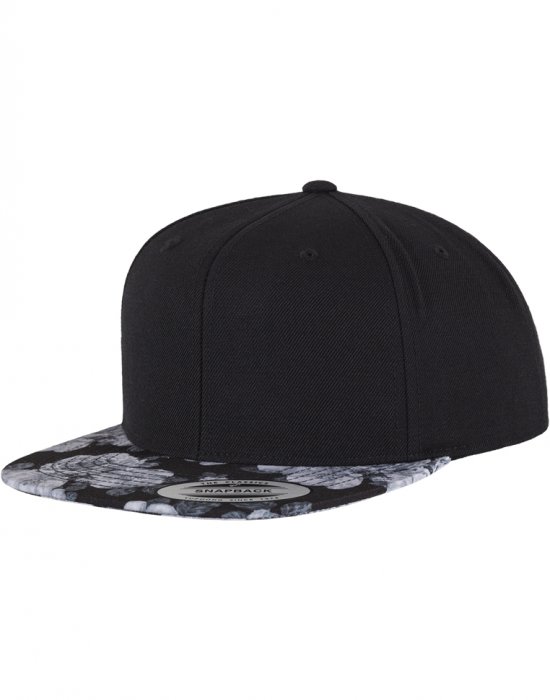 Шапка с козирка в черно Roses Snapback, Urban Classics, Шапки с козирка - Complex.bg