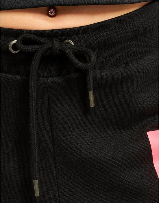Дамско Долнище DNGRS Hyena Sweatpants black/pink XS Дамско Долнище DNGRS Hyena Sweatpants black/pink XS