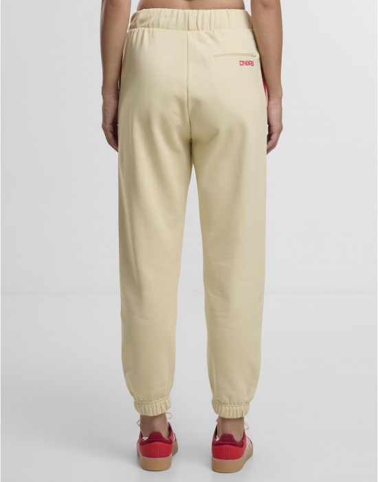 Дамско Долнище Dangerous DNGRS Basic Sweatpants Trust beige XS Дамско Долнище Dangerous DNGRS Basic Sweatpants Trust beige XS