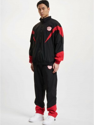 Анцуг Ecko Unltd. Jogginganz?ge black/red XXL Анцуг Ecko Unltd. Jogginganz?ge black/red XXL