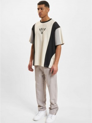 Тениска Ecko Unltd. Cuttings T-Shirts sand XXL Тениска Ecko Unltd. Cuttings T-Shirts sand XXL