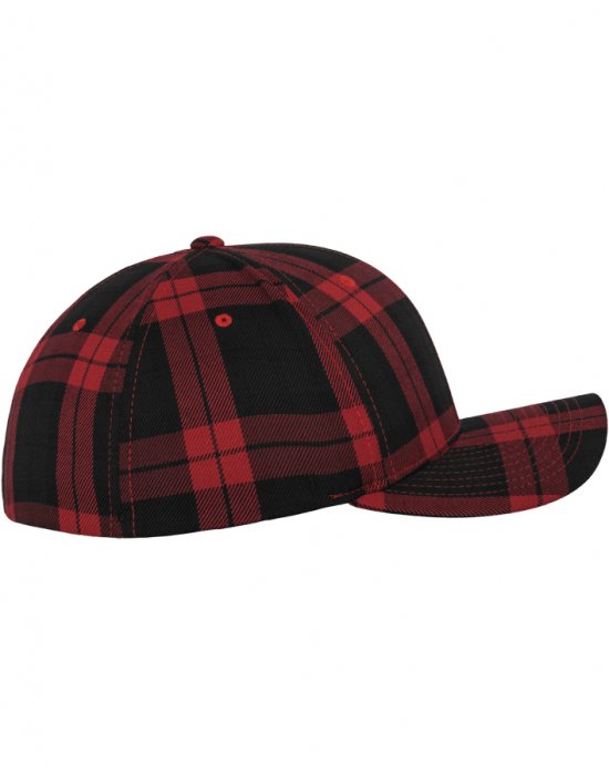 Шапка с козирка в червено и черно Flexfit Tartan Plaid, Urban Classics, Шапки с козирка - Complex.bg