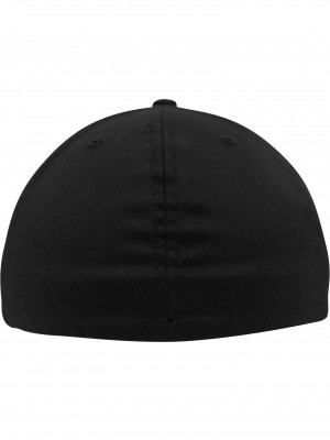 Шапка с козирка в черно Flexfit Flat Visor Шапка с козирка в черно Flexfit Flat Visor
