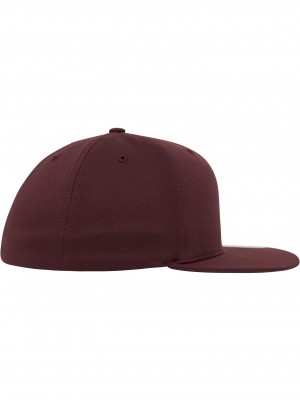 Шапка с козирка в цвят кестен Flexfit Flat Visor  Шапка с козирка в цвят кестен Flexfit Flat Visor