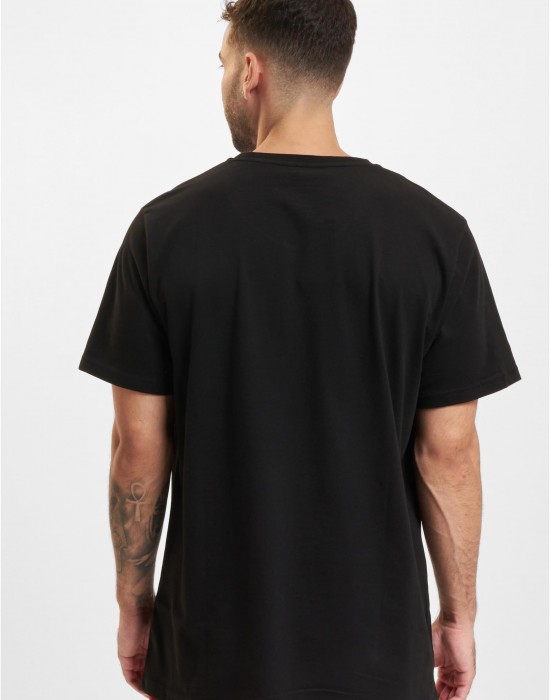 Тениска EUROPEAN LEAGUE OF FOOTBALL Helvetic Guards Essential T-Shirt black XS Тениска EUROPEAN LEAGUE OF FOOTBALL Helvetic Guards Essential T-Shirt black XS