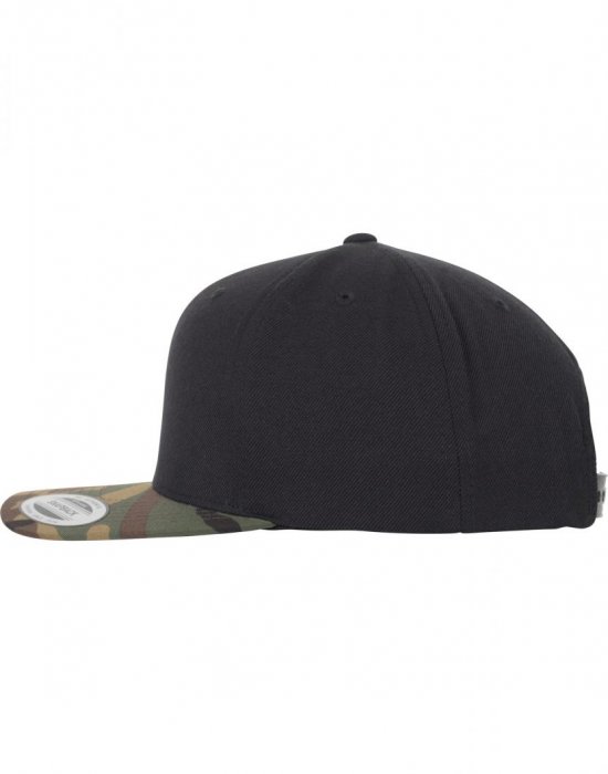 Шапка с козирка в черно Classic Snapback 2-Tone Camo, Urban Classics, Шапки с козирка - Complex.bg