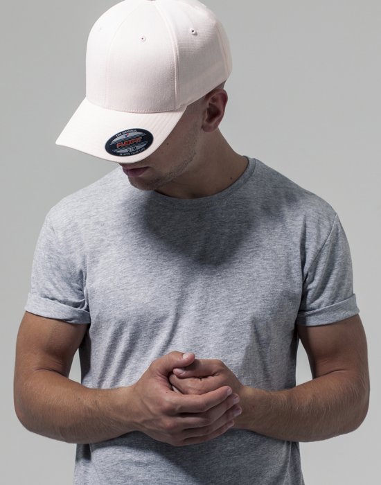 Шапка с козирка в бяло Flexfit Pastel Melange Cap, Urban Classics, Шапки с козирка - Complex.bg