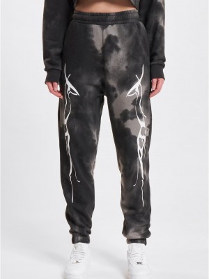 Долнище Thug Life Sky Jogginghosen black/grey XS Долнище Thug Life Sky Jogginghosen black/grey XS