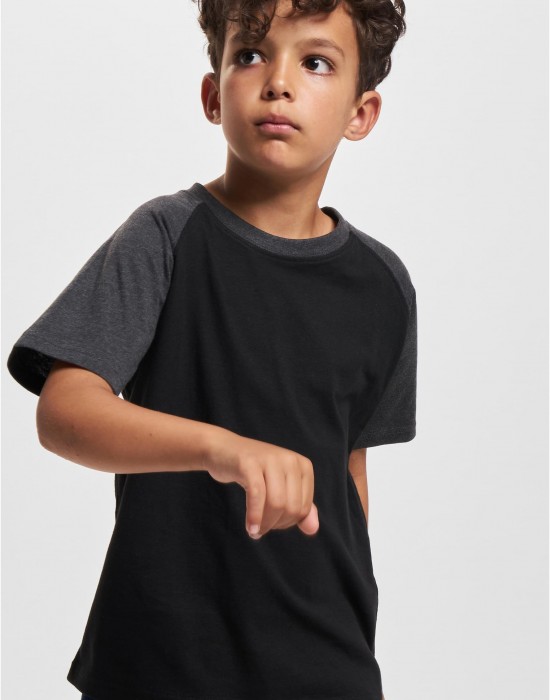 Тениска за момчета Boys Raglan Contrast Tee black/charcoal 158/164