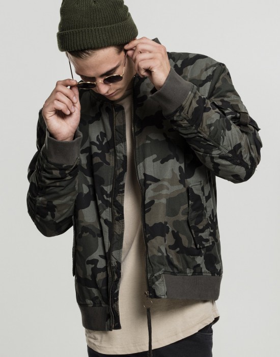 Мъжко камуфлажно яке тип бомбър Urban Classics wood camo