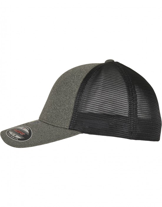 Шапка с козирка FLEXFIT UNIPANEL? CAP olive/black S/M