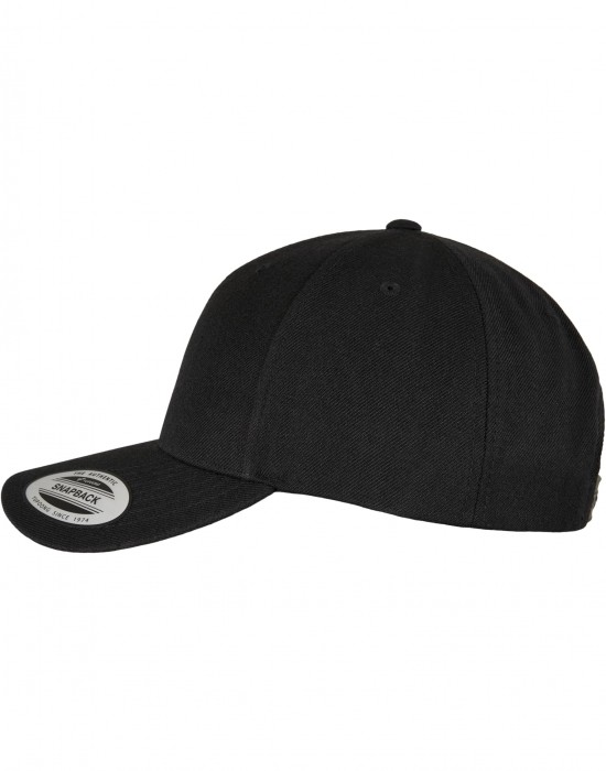 Шапка с козирка YP CLASSICS 5-PANEL PREMIUM CURVED VISOR SNAPBACK CAP black one size