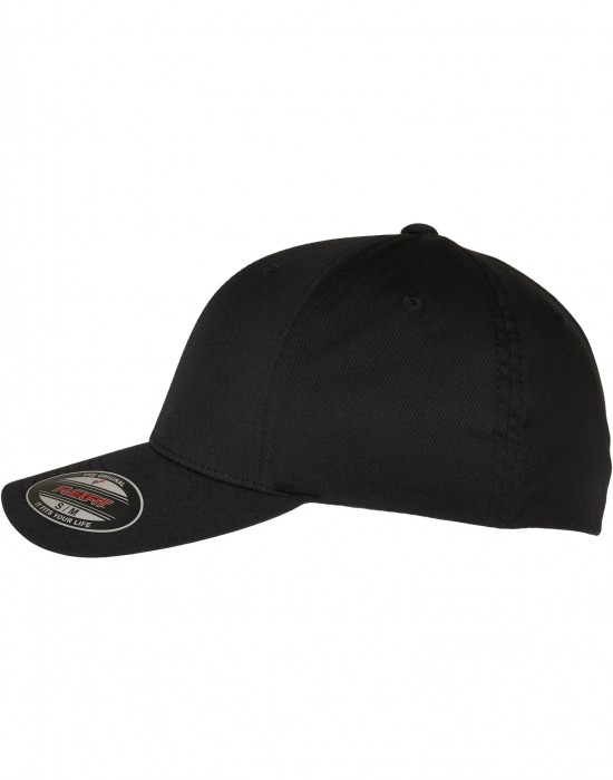 Шапка с козирка Flexfit Recycled Polyester Cap black S/M