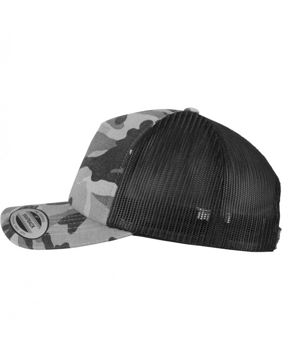 Шапка с козирка Camo Trucker Cap dark camo/blk one size