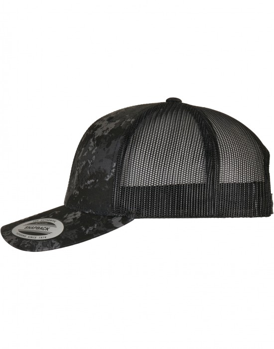 Шапка с козирка YP Classics? Veil Camo? Retro Trucker Cap poseidon black one size