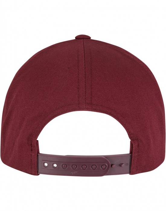 Шапка с козирка 5-Panel Curved Classic Snapback maroon one size