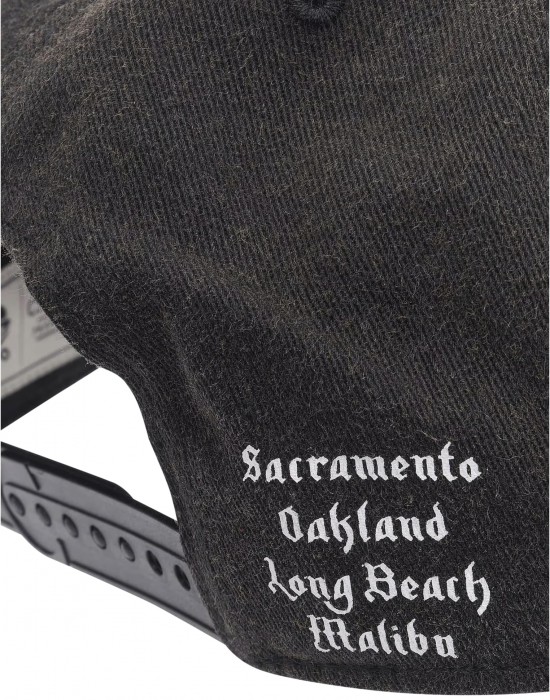 Шапка с козирка Metal Life Cap black/white one size