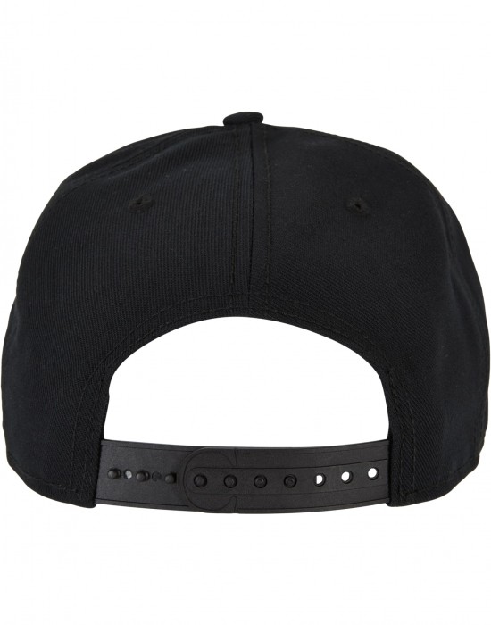 Шапка с козирка First Class P Cap black one size