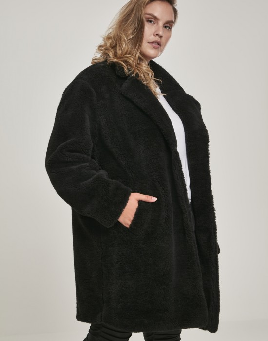 Дамско палто в черно от Urban Classics Ladies Oversized Sherpa Coat