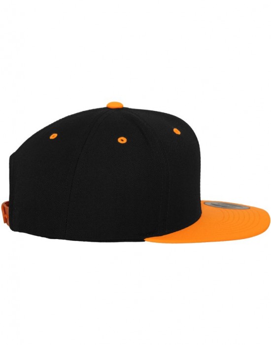 Шапка с козирка в черно Mister Tee Classic Snapback 2-Tone