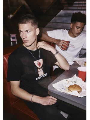 Мъжка тениска Mister Tee Bitch Please в черен цвят