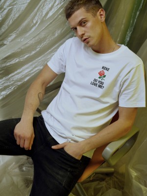 Мъжка тениска Mister Tee Keke Love в бял цвят