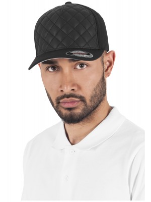 Шапка с коризка черна Diamond Quilted Flexfit